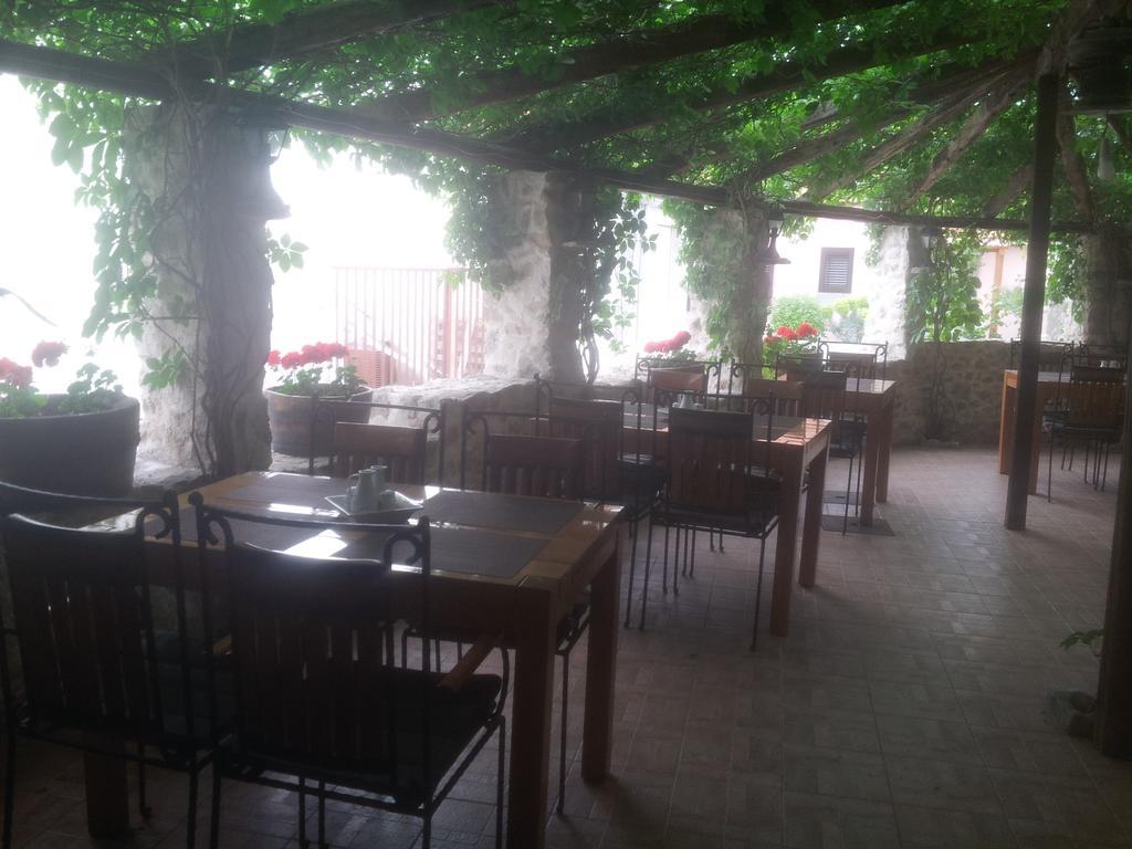Apartments Toka Петрчане Экстерьер фото